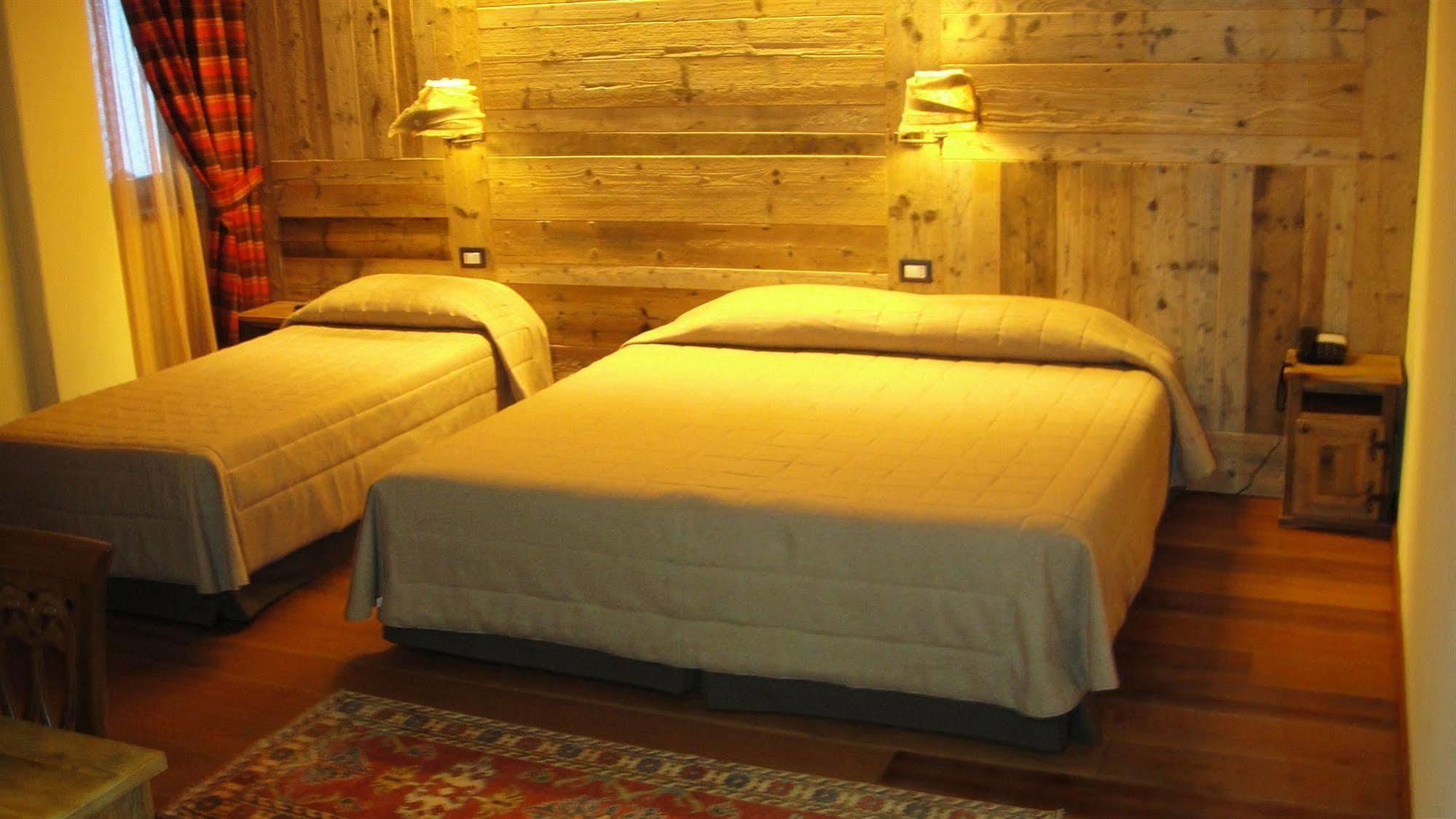 Hotel Meublé Mon Rêve Breuil-Cervinia Extérieur photo