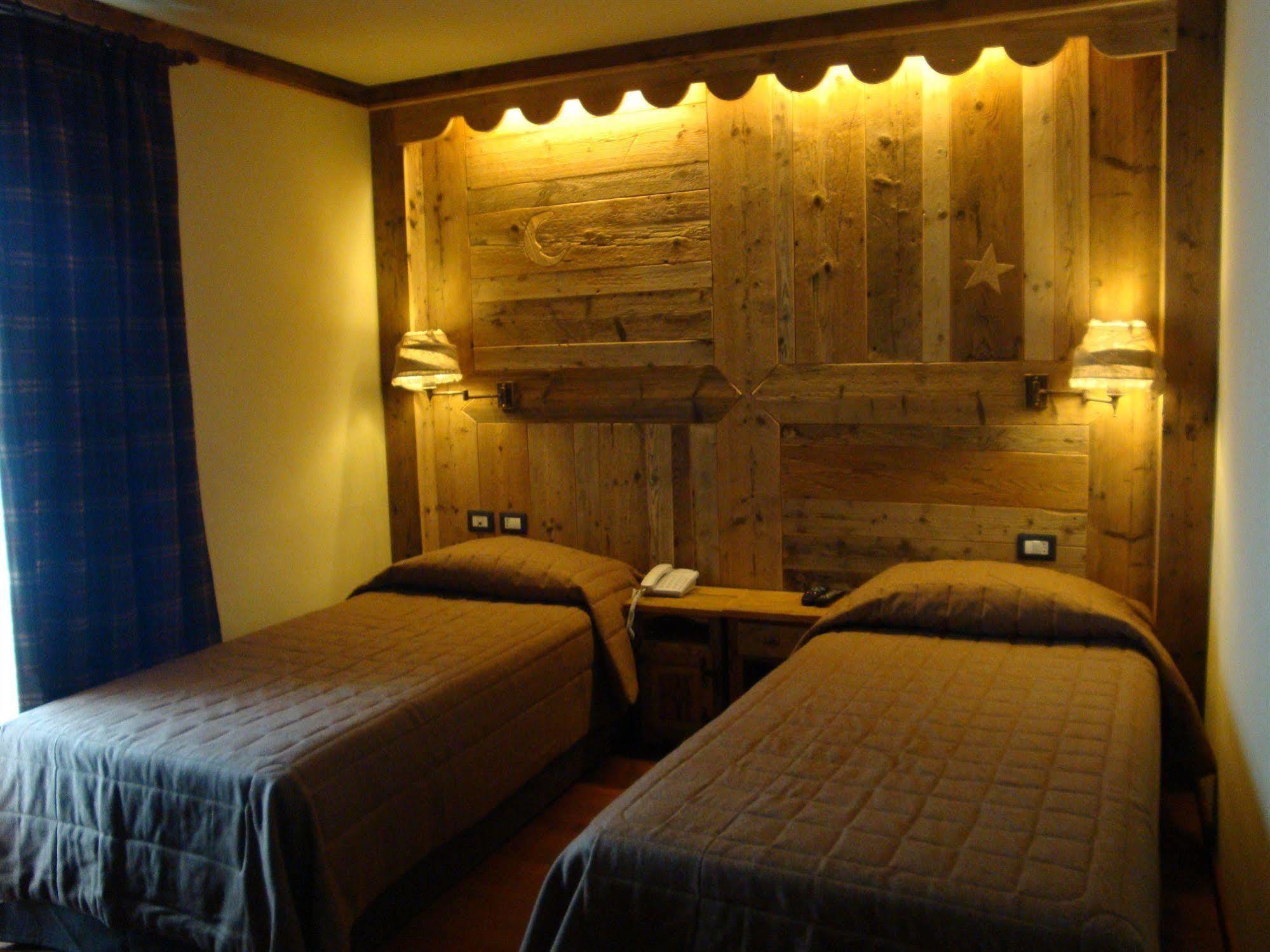 Hotel Meublé Mon Rêve Breuil-Cervinia Extérieur photo