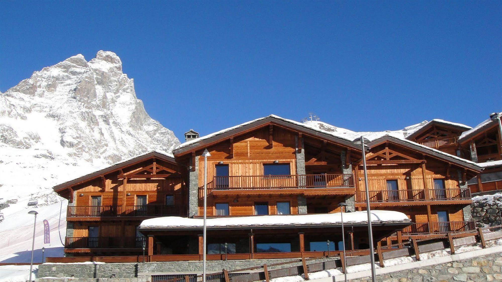 Hotel Meublé Mon Rêve Breuil-Cervinia Extérieur photo